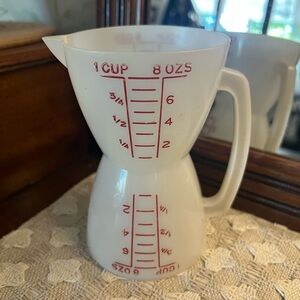 TUPPERWARE *Vintage* Measur-Twin Wet & Dry Double Measuring Cup Plastic White